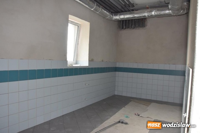 Zdjęcie w galerii na portalu naszwodzislaw.com: Trwa przebudowa hali w Rydułtowach. Koszt inwestycji przekracza 4 miliony złotych wiadomości z regionu