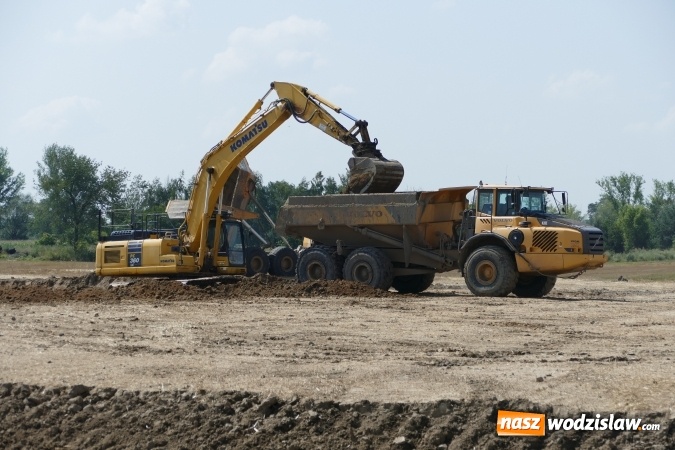 Zdjęcie w galerii na portalu naszwodzislaw.com: Lubomia-Racibórz. Wojewoda wizytował teren budowy zbiornika wiadomości z regionu