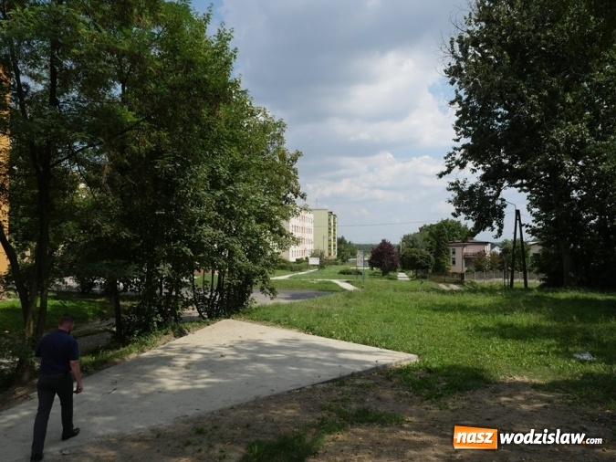 Zdjęcie w galerii na portalu naszwodzislaw.com: Trwają prace na Wilchwach. Pokopalniany teren zamieni się w miejsce rekreacji wiadomości z regionu