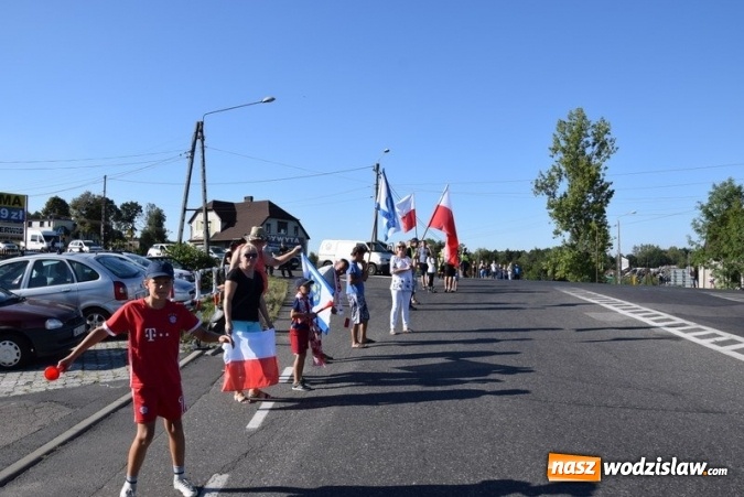 Zdjęcie w galerii na portalu naszwodzislaw.com: Tour de Pologne: Zobacz, jak w Mszanie i Połomi witano kolarzy  wiadomości z regionu