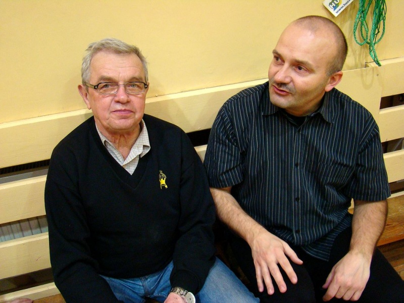 Zdjęcie w galerii na portalu naszwodzislaw.com: Pracownicy oświaty stanęli w szranki wiadomości z regionu