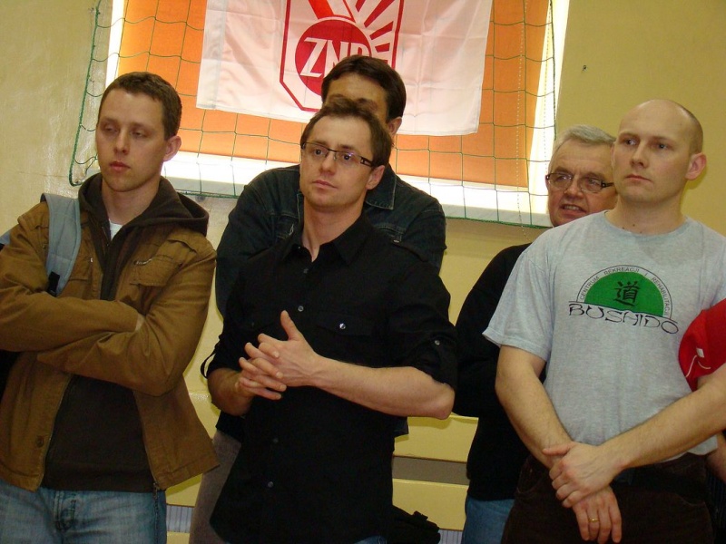 Zdjęcie w galerii na portalu naszwodzislaw.com: Pracownicy oświaty stanęli w szranki wiadomości z regionu