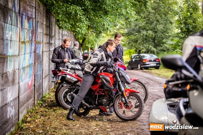 Zdjęcie w galerii na portalu naszwodzislaw.com: Parada ulicami miasta w ramach zlotu motocyklowego w Pszowie wiadomości z regionu