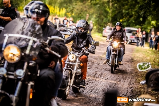 Zdjęcie w galerii na portalu naszwodzislaw.com: Parada ulicami miasta w ramach zlotu motocyklowego w Pszowie wiadomości z regionu