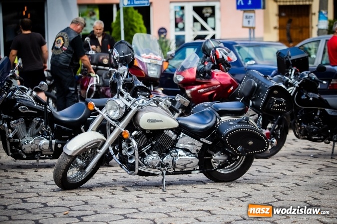 Zdjęcie w galerii na portalu naszwodzislaw.com: Parada ulicami miasta w ramach zlotu motocyklowego w Pszowie wiadomości z regionu