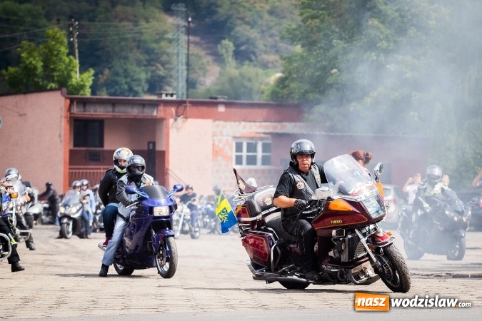 Zdjęcie w galerii na portalu naszwodzislaw.com: Parada ulicami miasta w ramach zlotu motocyklowego w Pszowie wiadomości z regionu