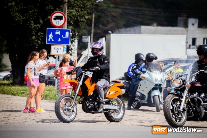 Zdjęcie w galerii na portalu naszwodzislaw.com: Parada ulicami miasta w ramach zlotu motocyklowego w Pszowie wiadomości z regionu