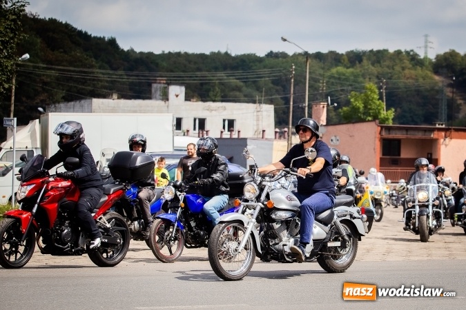 Zdjęcie w galerii na portalu naszwodzislaw.com: Parada ulicami miasta w ramach zlotu motocyklowego w Pszowie wiadomości z regionu