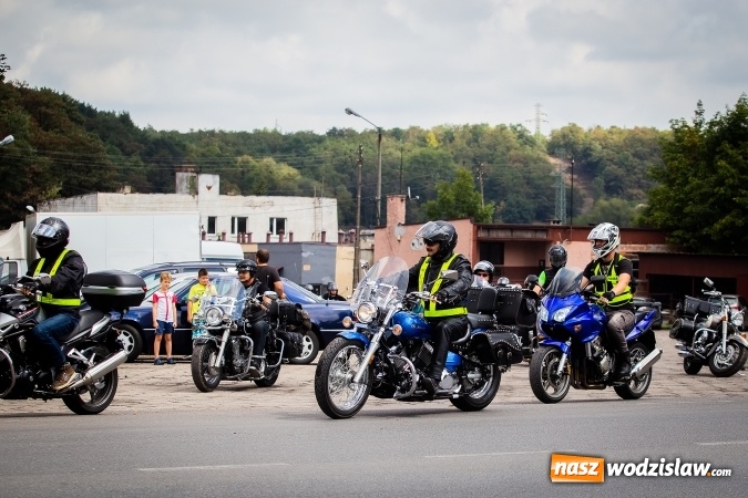 Zdjęcie w galerii na portalu naszwodzislaw.com: Parada ulicami miasta w ramach zlotu motocyklowego w Pszowie wiadomości z regionu