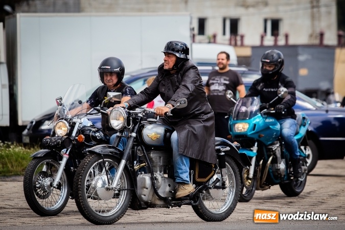 Zdjęcie w galerii na portalu naszwodzislaw.com: Parada ulicami miasta w ramach zlotu motocyklowego w Pszowie wiadomości z regionu