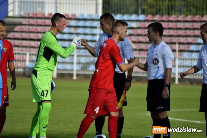 Zdjęcie w galerii na portalu naszwodzislaw.com: Ruszył piłkarski sezon 2018/2019. Patryk Dudziński katem Krzyżanowic wiadomości z regionu