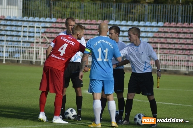 Zdjęcie w galerii na portalu naszwodzislaw.com: Ruszył piłkarski sezon 2018/2019. Patryk Dudziński katem Krzyżanowic wiadomości z regionu
