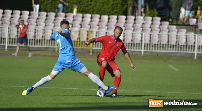 Zdjęcie w galerii na portalu naszwodzislaw.com: Ruszył piłkarski sezon 2018/2019. Patryk Dudziński katem Krzyżanowic wiadomości z regionu