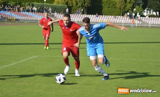 Zdjęcie w galerii na portalu naszwodzislaw.com: Ruszył piłkarski sezon 2018/2019. Patryk Dudziński katem Krzyżanowic wiadomości z regionu