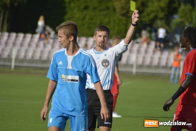 Zdjęcie w galerii na portalu naszwodzislaw.com: Ruszył piłkarski sezon 2018/2019. Patryk Dudziński katem Krzyżanowic wiadomości z regionu