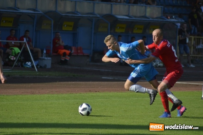 Zdjęcie w galerii na portalu naszwodzislaw.com: Ruszył piłkarski sezon 2018/2019. Patryk Dudziński katem Krzyżanowic wiadomości z regionu