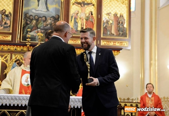 Zdjęcie w galerii na portalu naszwodzislaw.com: Obchody dnia świętego Wawrzyńca za nami. Kto otrzymał statuetkę? wiadomości z regionu