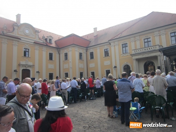 Zdjęcie w galerii na portalu naszwodzislaw.com: Wniebowzięta - taka Maryja jest nam bliska. Metropolia górnośląska pielgrzymowała do Rud wiadomości z regionu