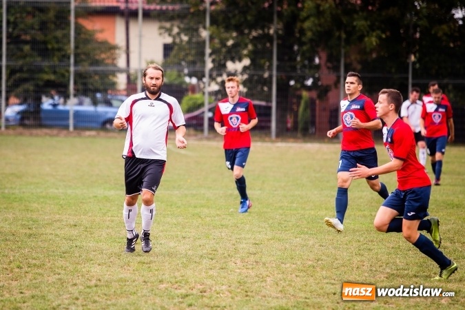 Zdjęcie w galerii na portalu naszwodzislaw.com: B klasa. Bełsznicki Rozwój lepszy od Ocic wiadomości z regionu