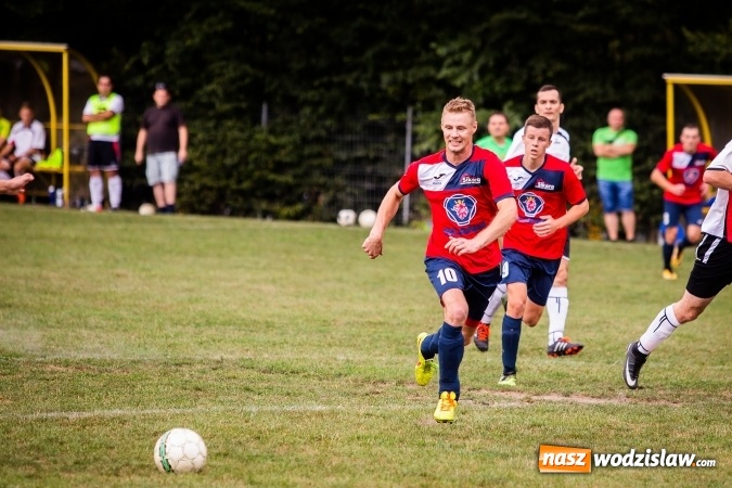 Zdjęcie w galerii na portalu naszwodzislaw.com: B klasa. Bełsznicki Rozwój lepszy od Ocic wiadomości z regionu