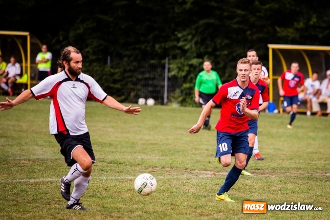 Zdjęcie w galerii na portalu naszwodzislaw.com: B klasa. Bełsznicki Rozwój lepszy od Ocic wiadomości z regionu