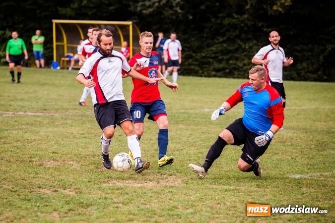 Zdjęcie w galerii na portalu naszwodzislaw.com: B klasa. Bełsznicki Rozwój lepszy od Ocic wiadomości z regionu