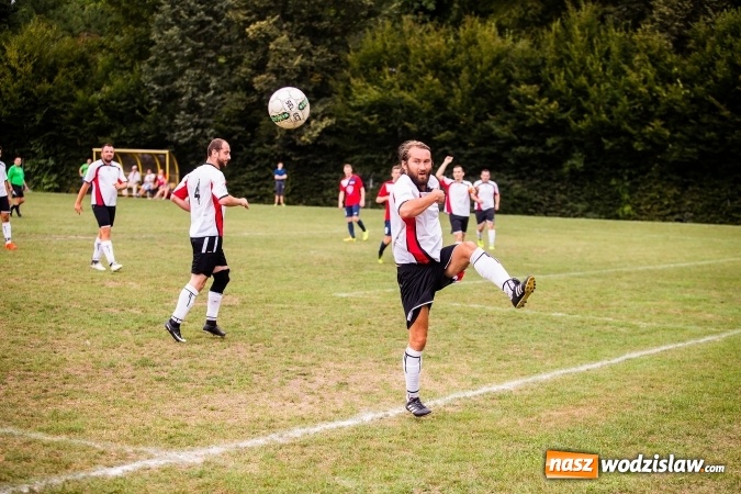 Zdjęcie w galerii na portalu naszwodzislaw.com: B klasa. Bełsznicki Rozwój lepszy od Ocic wiadomości z regionu