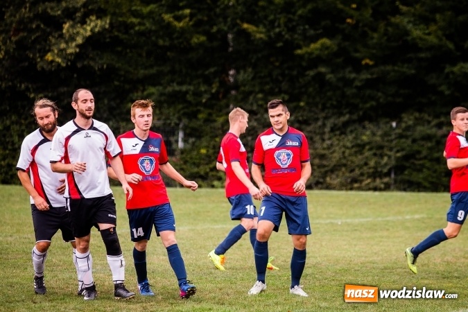 Zdjęcie w galerii na portalu naszwodzislaw.com: B klasa. Bełsznicki Rozwój lepszy od Ocic wiadomości z regionu