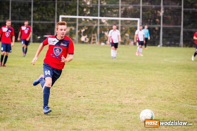 Zdjęcie w galerii na portalu naszwodzislaw.com: B klasa. Bełsznicki Rozwój lepszy od Ocic wiadomości z regionu