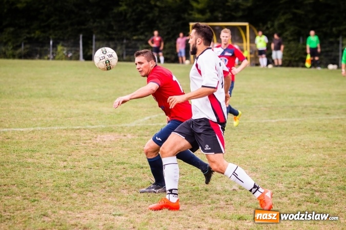 Zdjęcie w galerii na portalu naszwodzislaw.com: B klasa. Bełsznicki Rozwój lepszy od Ocic wiadomości z regionu