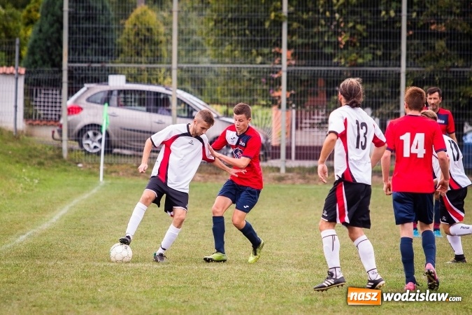 Zdjęcie w galerii na portalu naszwodzislaw.com: B klasa. Bełsznicki Rozwój lepszy od Ocic wiadomości z regionu