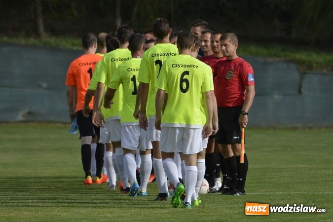 Zdjęcie w galerii na portalu naszwodzislaw.com: Hanzel ze Stanikiem nie dali szans Czyżowicom wiadomości z regionu