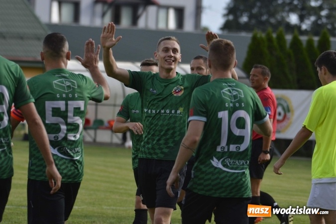 Zdjęcie w galerii na portalu naszwodzislaw.com: Hanzel ze Stanikiem nie dali szans Czyżowicom wiadomości z regionu