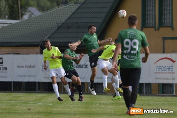 Zdjęcie w galerii na portalu naszwodzislaw.com: Hanzel ze Stanikiem nie dali szans Czyżowicom wiadomości z regionu