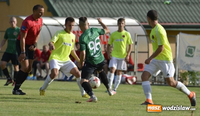 Zdjęcie w galerii na portalu naszwodzislaw.com: Hanzel ze Stanikiem nie dali szans Czyżowicom wiadomości z regionu
