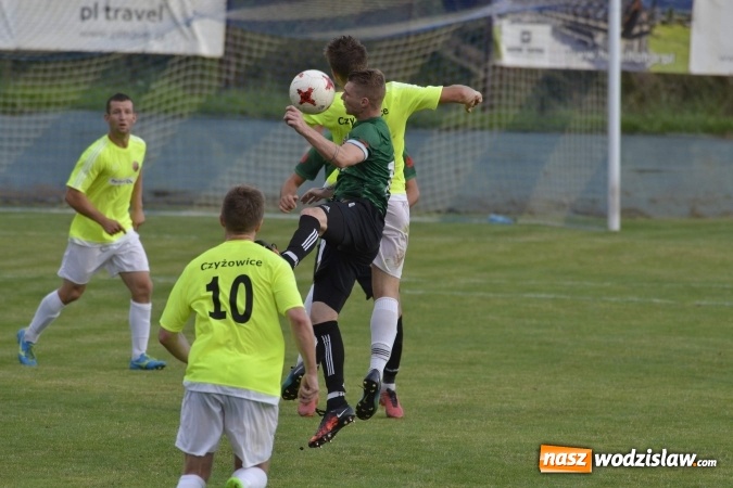 Zdjęcie w galerii na portalu naszwodzislaw.com: Hanzel ze Stanikiem nie dali szans Czyżowicom wiadomości z regionu