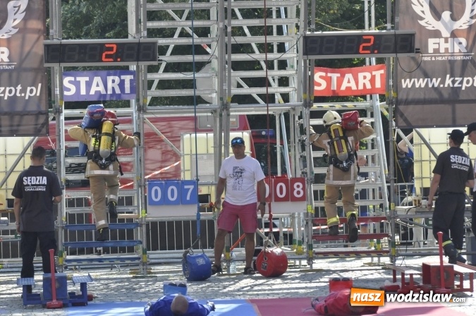 Zdjęcie w galerii na portalu naszwodzislaw.com: Firefighter Combat Challenge - nasi strażacy startują w morderczych zawodach wiadomości z regionu