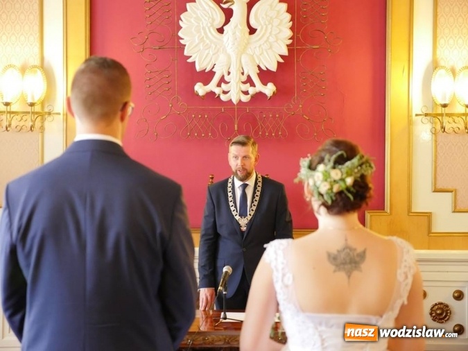 Zdjęcie w galerii na portalu naszwodzislaw.com: Z życzeniami na nową drogę życia od prezydenta  wiadomości z regionu