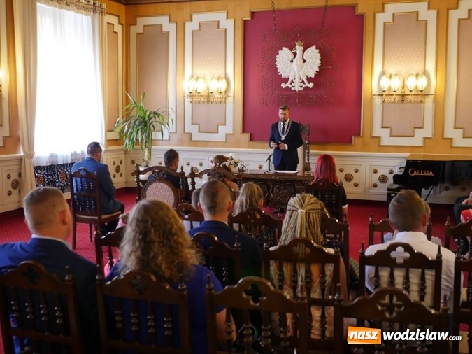 Zdjęcie w galerii na portalu naszwodzislaw.com: Z życzeniami na nową drogę życia od prezydenta  wiadomości z regionu