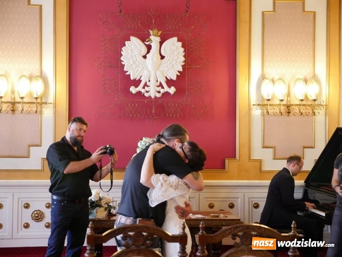 Zdjęcie w galerii na portalu naszwodzislaw.com: Z życzeniami na nową drogę życia od prezydenta  wiadomości z regionu
