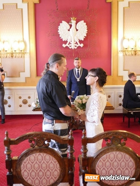 Zdjęcie w galerii na portalu naszwodzislaw.com: Z życzeniami na nową drogę życia od prezydenta  wiadomości z regionu