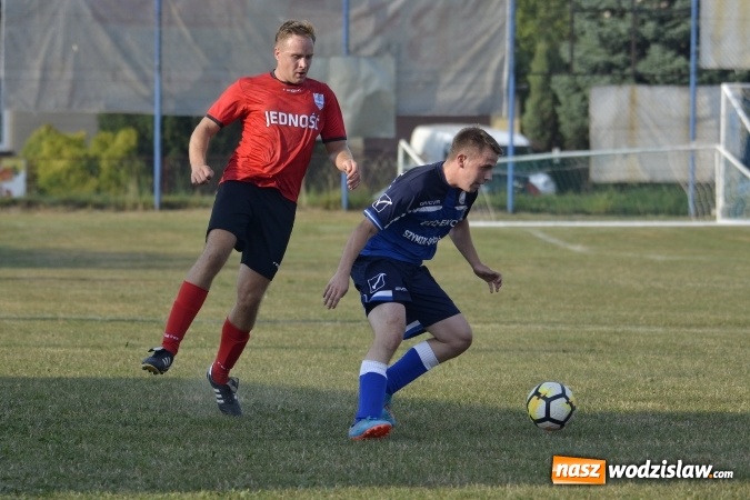 Zdjęcie w galerii na portalu naszwodzislaw.com: Beniaminek z Kokoszyc przegrał na inaugurację wiadomości z regionu