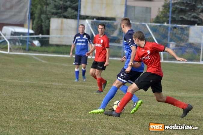 Zdjęcie w galerii na portalu naszwodzislaw.com: Beniaminek z Kokoszyc przegrał na inaugurację wiadomości z regionu