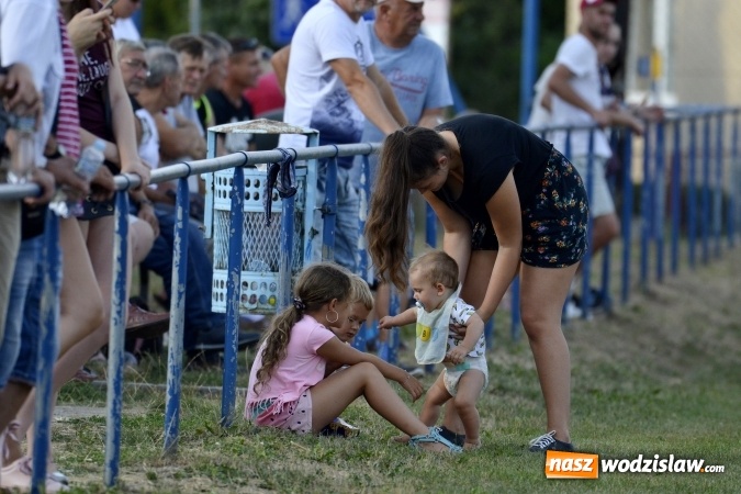 Zdjęcie w galerii na portalu naszwodzislaw.com: Beniaminek z Kokoszyc przegrał na inaugurację wiadomości z regionu
