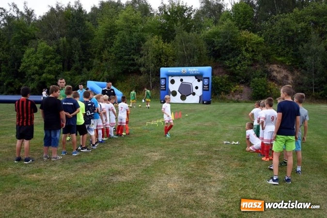 Zdjęcie w galerii na portalu naszwodzislaw.com: Piłkarskie Miasteczko w Mszanie cieszyło się dużym zainteresowaniem wiadomości z regionu