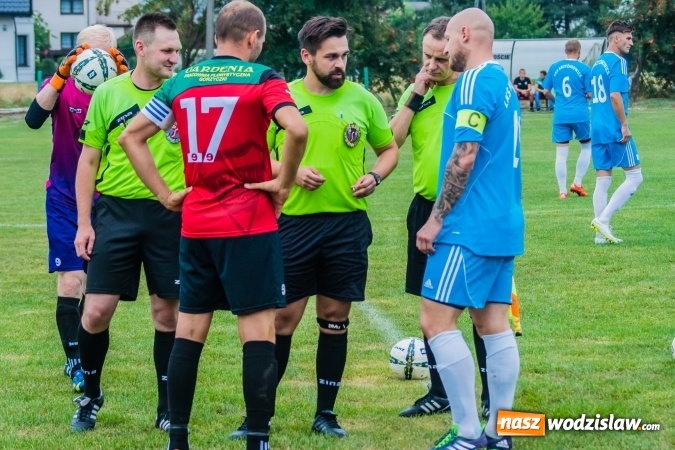 Zdjęcie w galerii na portalu naszwodzislaw.com: Strzelecki wróć! Czarni Gorzyce na kolanach w Krzyżanowicach wiadomości z regionu