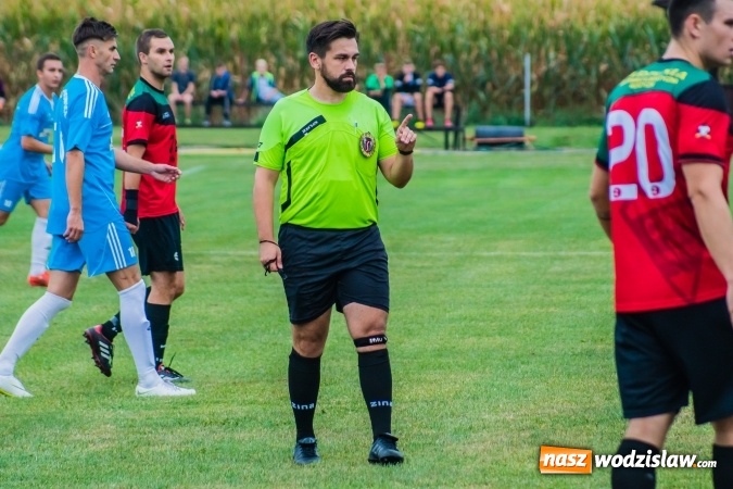 Zdjęcie w galerii na portalu naszwodzislaw.com: Strzelecki wróć! Czarni Gorzyce na kolanach w Krzyżanowicach wiadomości z regionu