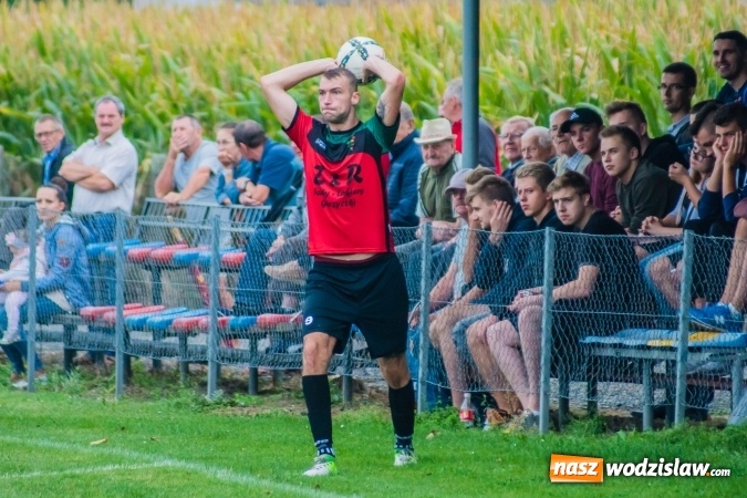 Zdjęcie w galerii na portalu naszwodzislaw.com: Strzelecki wróć! Czarni Gorzyce na kolanach w Krzyżanowicach wiadomości z regionu