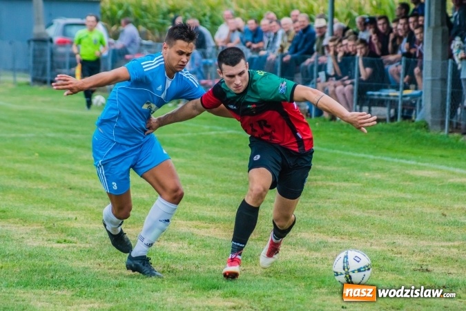 Zdjęcie w galerii na portalu naszwodzislaw.com: Strzelecki wróć! Czarni Gorzyce na kolanach w Krzyżanowicach wiadomości z regionu