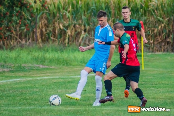 Zdjęcie w galerii na portalu naszwodzislaw.com: Strzelecki wróć! Czarni Gorzyce na kolanach w Krzyżanowicach wiadomości z regionu